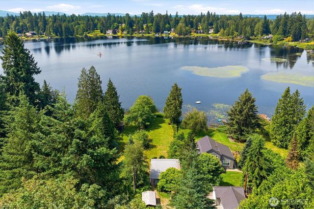 11321 E Lake Joy Drive NE, Carnation, WA 98014