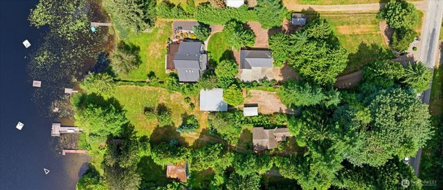 11321 E Lake Joy Drive NE, Carnation, WA 98014