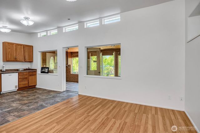 11321 E Lake Joy Drive NE, Carnation, WA 98014