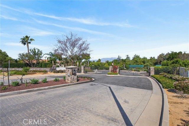 8054 Armagosa, Riverside, CA 92508