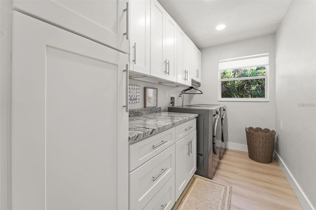 8648 14TH WAY N FL, St Petersburg, FL 33702