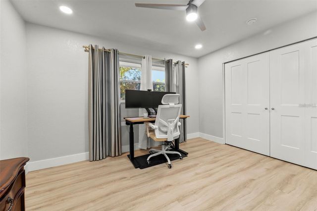 8648 14TH WAY N FL, St Petersburg, FL 33702