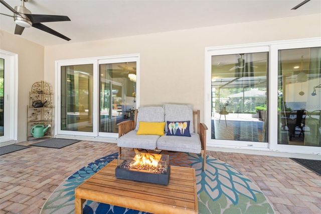 8648 14TH WAY N FL, St Petersburg, FL 33702