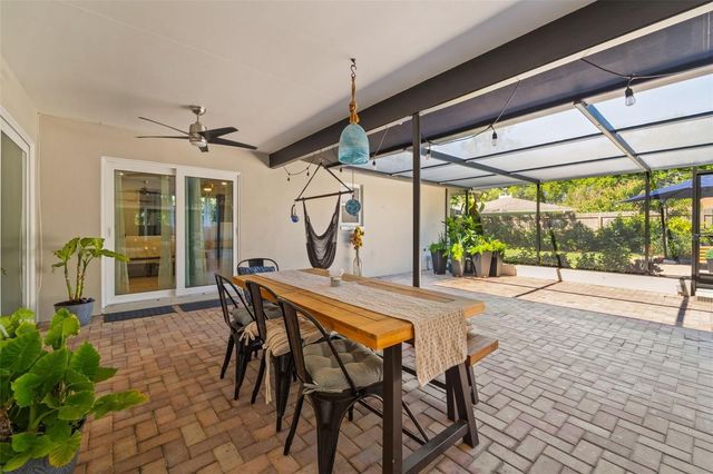 8648 14TH WAY N FL, St Petersburg, FL 33702