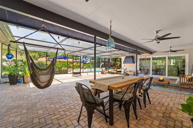 8648 14TH WAY N FL, St Petersburg, FL 33702