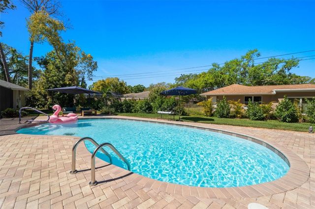 8648 14TH WAY N FL, St Petersburg, FL 33702