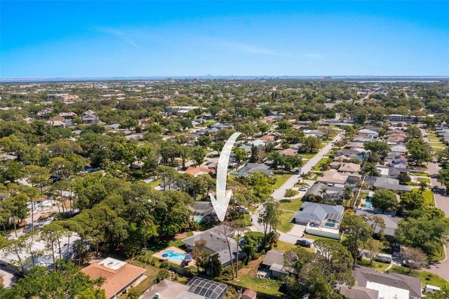 8648 14TH WAY N FL, St Petersburg, FL 33702