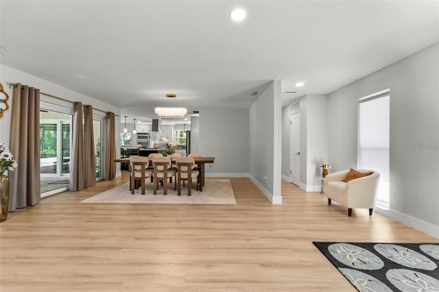 8648 14TH WAY N FL, St Petersburg, FL 33702