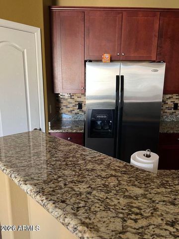 8153 W GROOM CREEK Road, Phoenix, AZ 85043