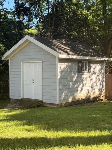 6215 NW 65th Street, Kansas City, MO 64151