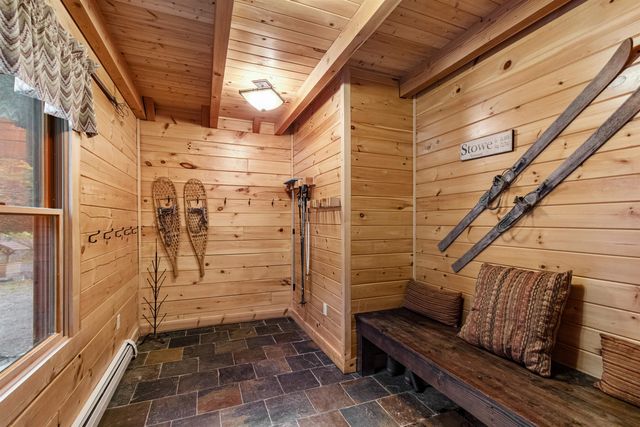 260 Mansfield View Road, Stowe, VT 05672