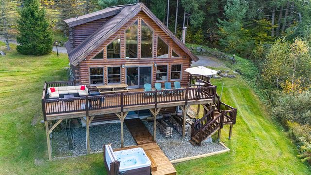 260 Mansfield View Road, Stowe, VT 05672