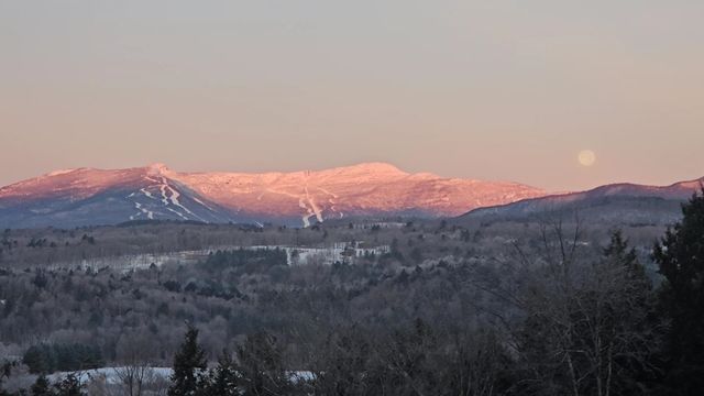 260 Mansfield View Road, Stowe, VT 05672