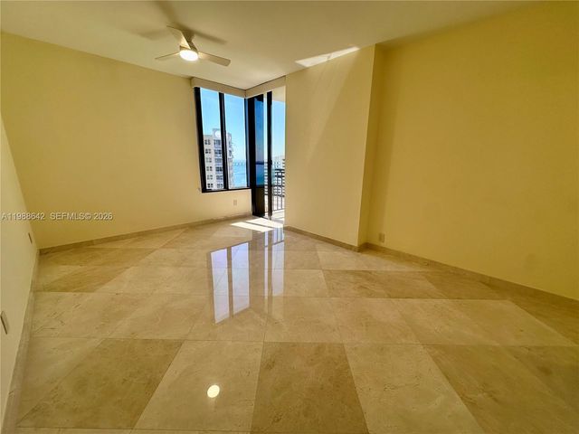 520 Brickell Key Dr A2015, Miami, FL 33131