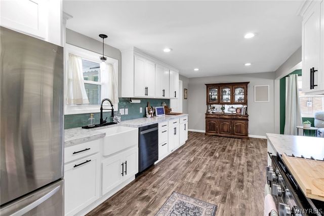 10 Laurelton Drive, West Seneca, NY 14224