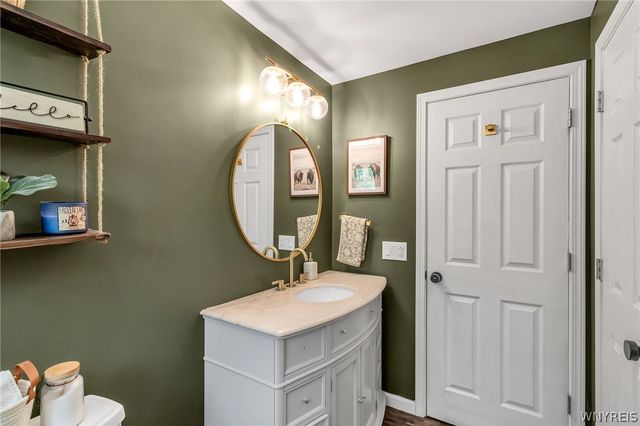 10 Laurelton Drive, West Seneca, NY 14224