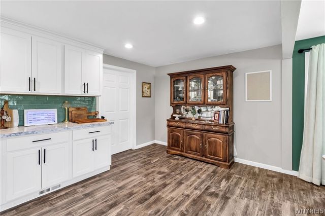 10 Laurelton Drive, West Seneca, NY 14224