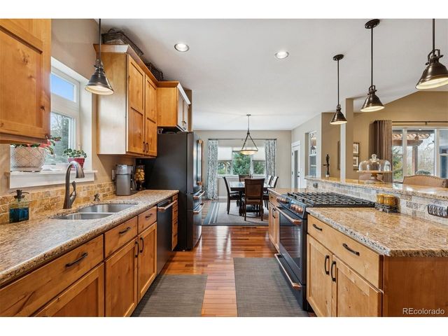 613 Cove Dr, Loveland, CO 80537