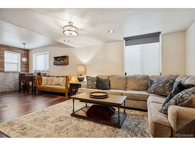 613 Cove Dr, Loveland, CO 80537