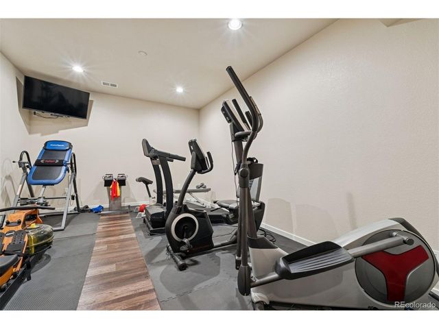 613 Cove Dr, Loveland, CO 80537