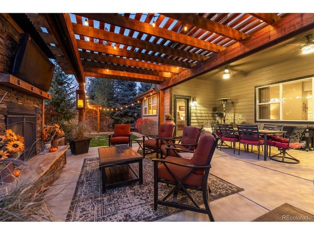 613 Cove Dr, Loveland, CO 80537