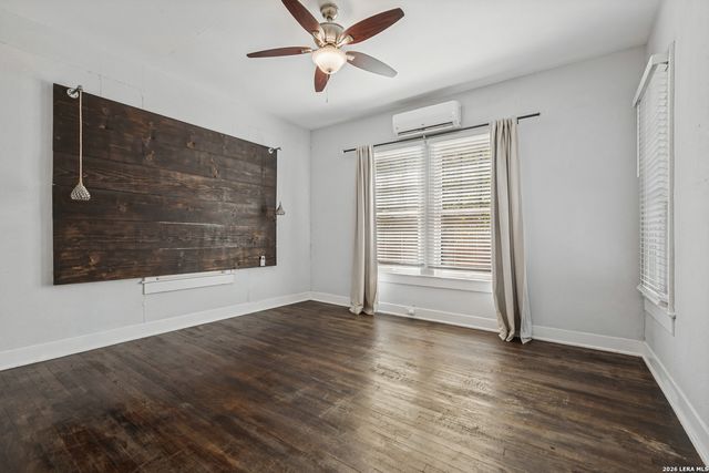 830 E Erie Ave, San Antonio, TX 78212