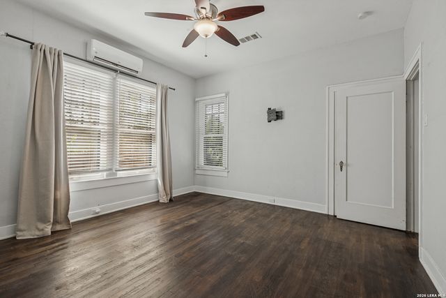 830 E Erie Ave, San Antonio, TX 78212
