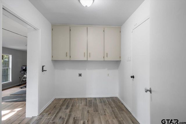 8209 Clemson Dr., Tyler, TX 75703
