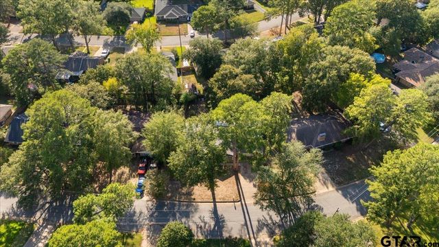 8209 Clemson Dr., Tyler, TX 75703