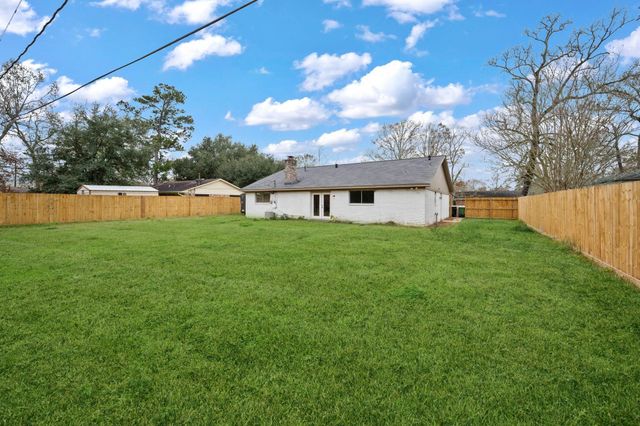24110 Basket Oak Drive, Huffman, TX 77336