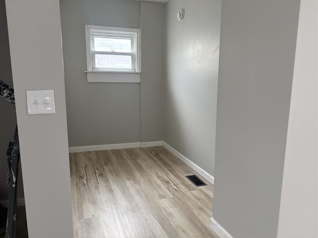 2933 Baker Street, Muskegon Heights, MI 49444