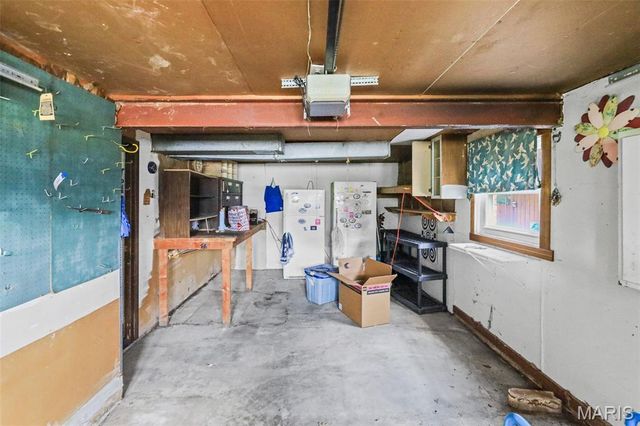 4915 Hill Drive, Godfrey, IL 62035