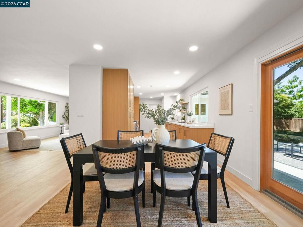 Image 13 of property listing at 136 Arbolado Dr, Walnut Creek, CA 94598