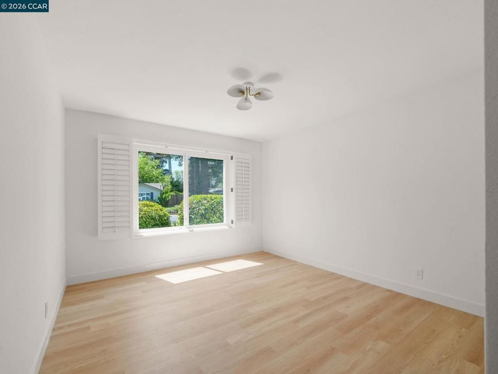 Image 30 of property listing at 136 Arbolado Dr, Walnut Creek, CA 94598