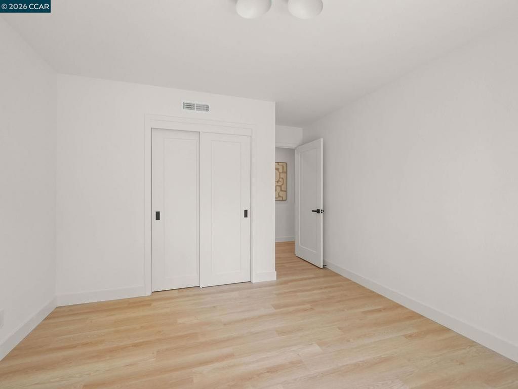 Image 31 of property listing at 136 Arbolado Dr, Walnut Creek, CA 94598
