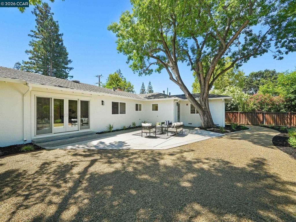 Image 39 of property listing at 136 Arbolado Dr, Walnut Creek, CA 94598