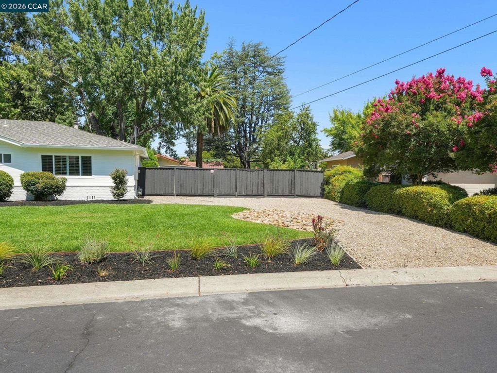 Image 47 of property listing at 136 Arbolado Dr, Walnut Creek, CA 94598