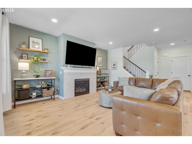 2945 S JASPER Dr, Cornelius, OR 97113