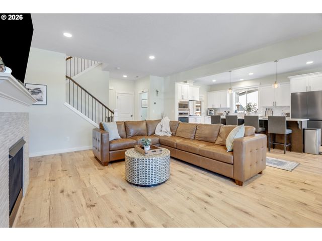 2945 S JASPER Dr, Cornelius, OR 97113
