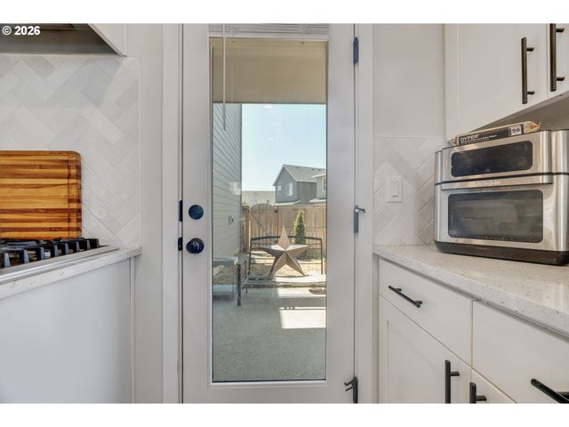 2945 S JASPER Dr, Cornelius, OR 97113