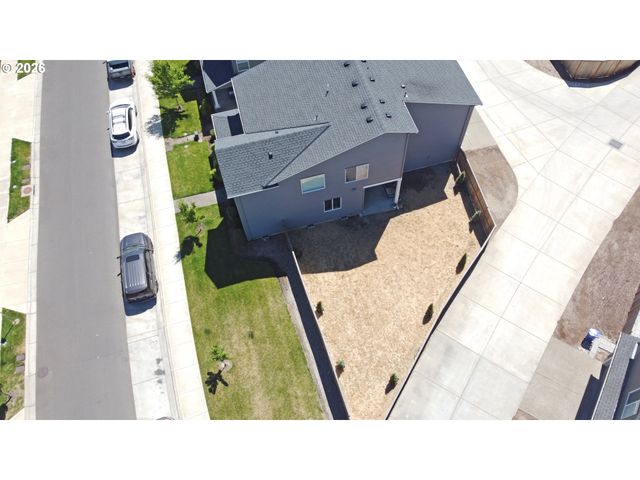 2945 S JASPER Dr, Cornelius, OR 97113