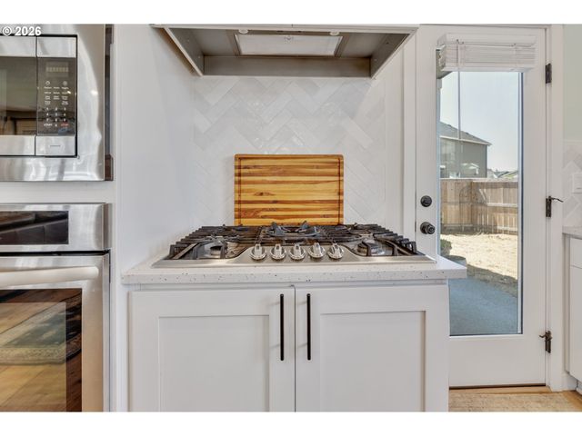 2945 S JASPER Dr, Cornelius, OR 97113