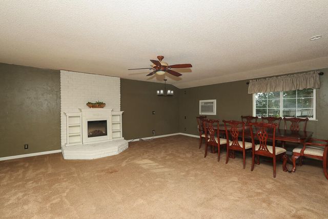 3345 Oakwood Place, Redding, CA 96001