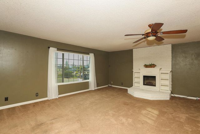 3345 Oakwood Place, Redding, CA 96001