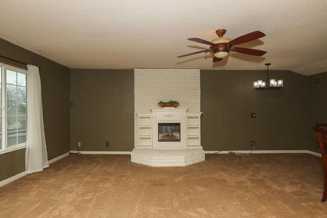 3345 Oakwood Place, Redding, CA 96001