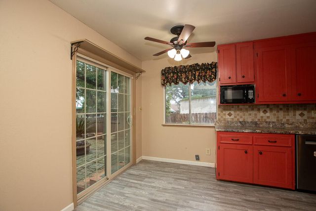 3345 Oakwood Place, Redding, CA 96001