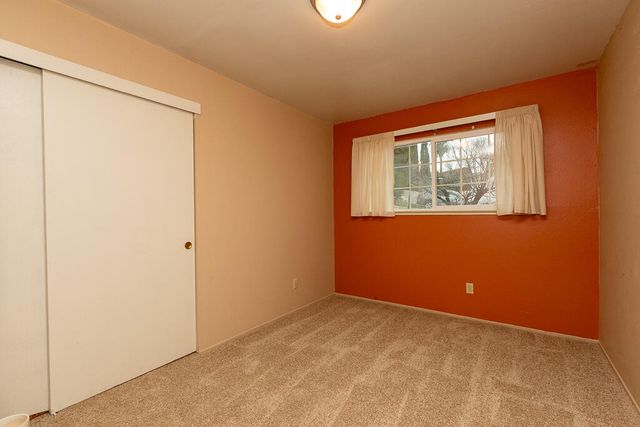 3345 Oakwood Place, Redding, CA 96001