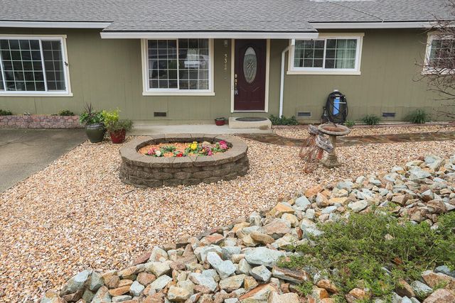 3345 Oakwood Place, Redding, CA 96001