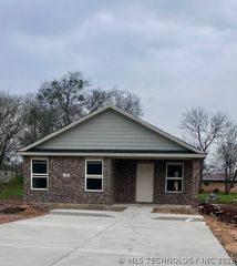 603 E Wolf Street, Madill, OK 73446