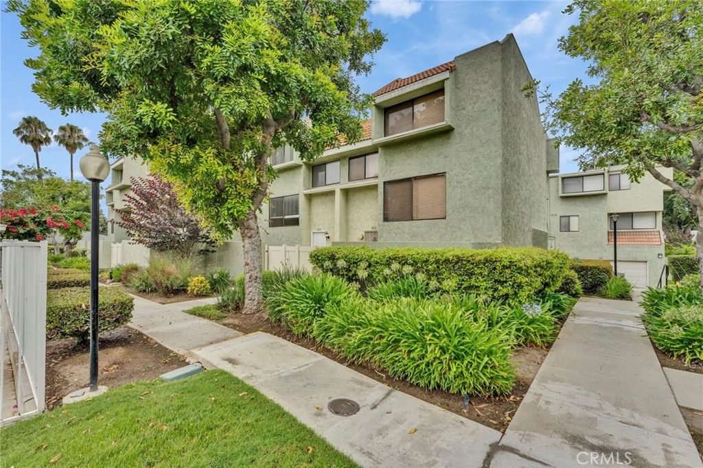 Image 2 of property listing at 1814 Seattle Street, West Covina, CA 91790